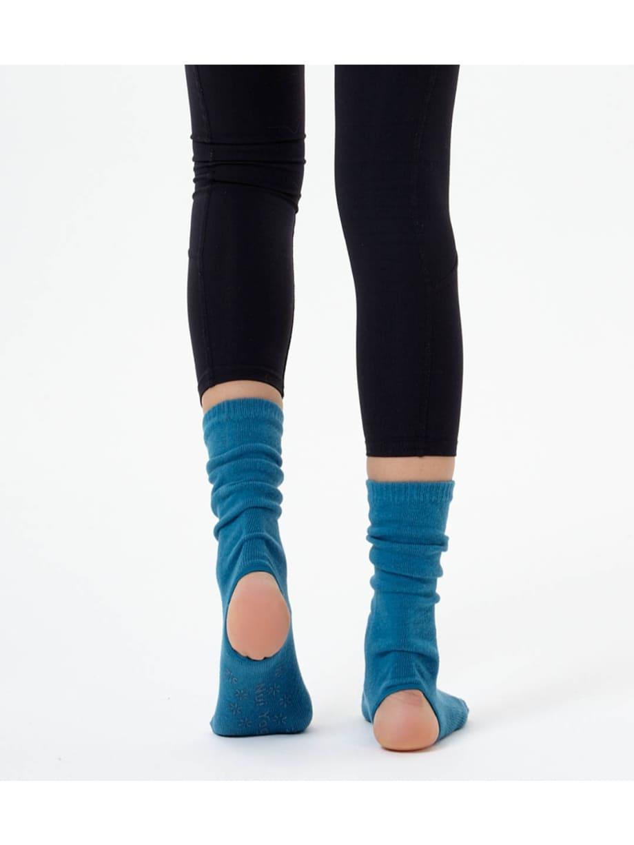 Mavi Bilekli Yoga & Pilates Çorabı - Mahfelle