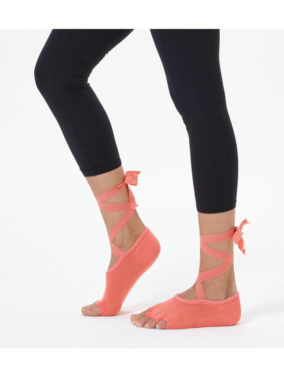 Nar Çiceği Çapraz Kayışlı Yoga & Pilates Çorabı - Mahfelle